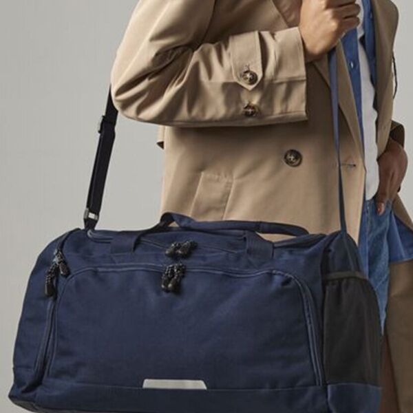 Academy holdall Thumbnail